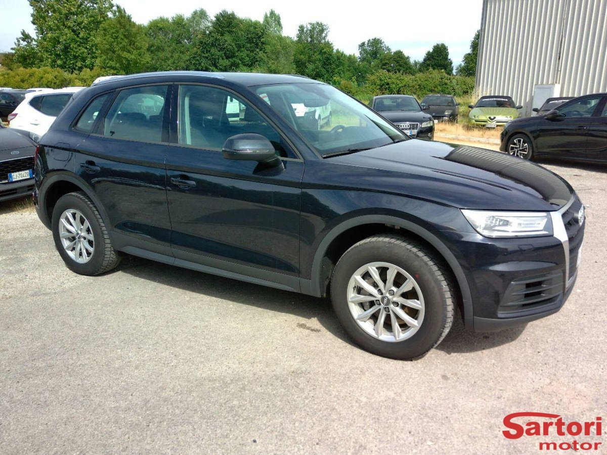 Audi Q5 2.0 TDI 163 CV quattro S tronic Business (2)