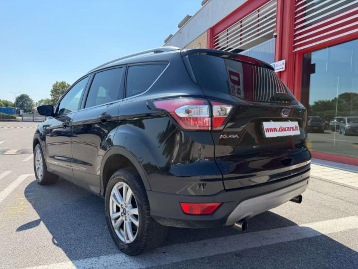 Ford Kuga 1.5 TDCI 120 CV S&S 2WD Plus (5)
