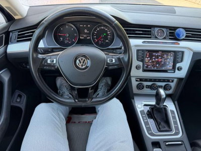 Volkswagen Passat Variant 2.0 TDI Highline BlueMotion Technology (12)