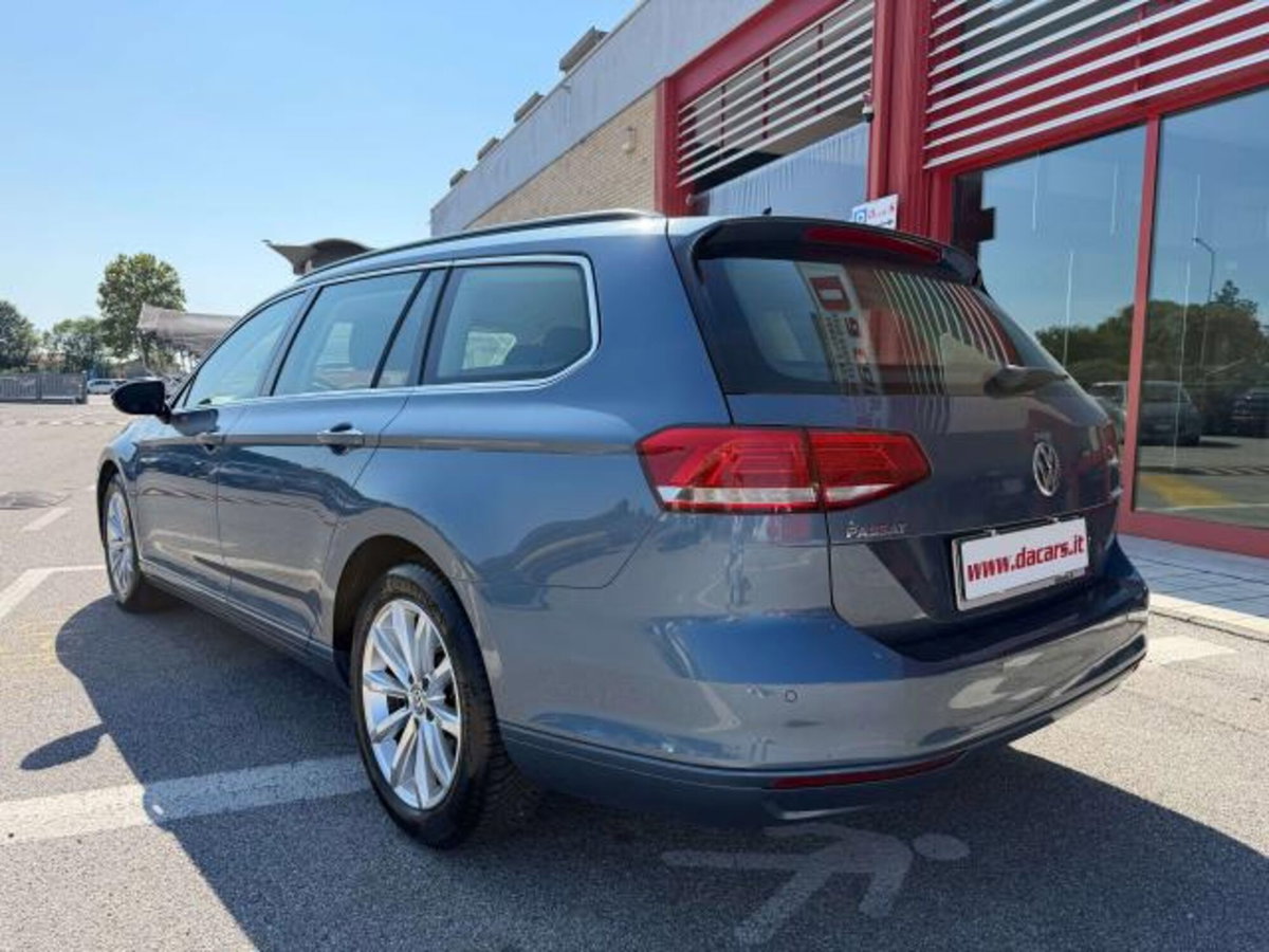 Volkswagen Passat Variant 2.0 TDI Highline BlueMotion Technology (5)