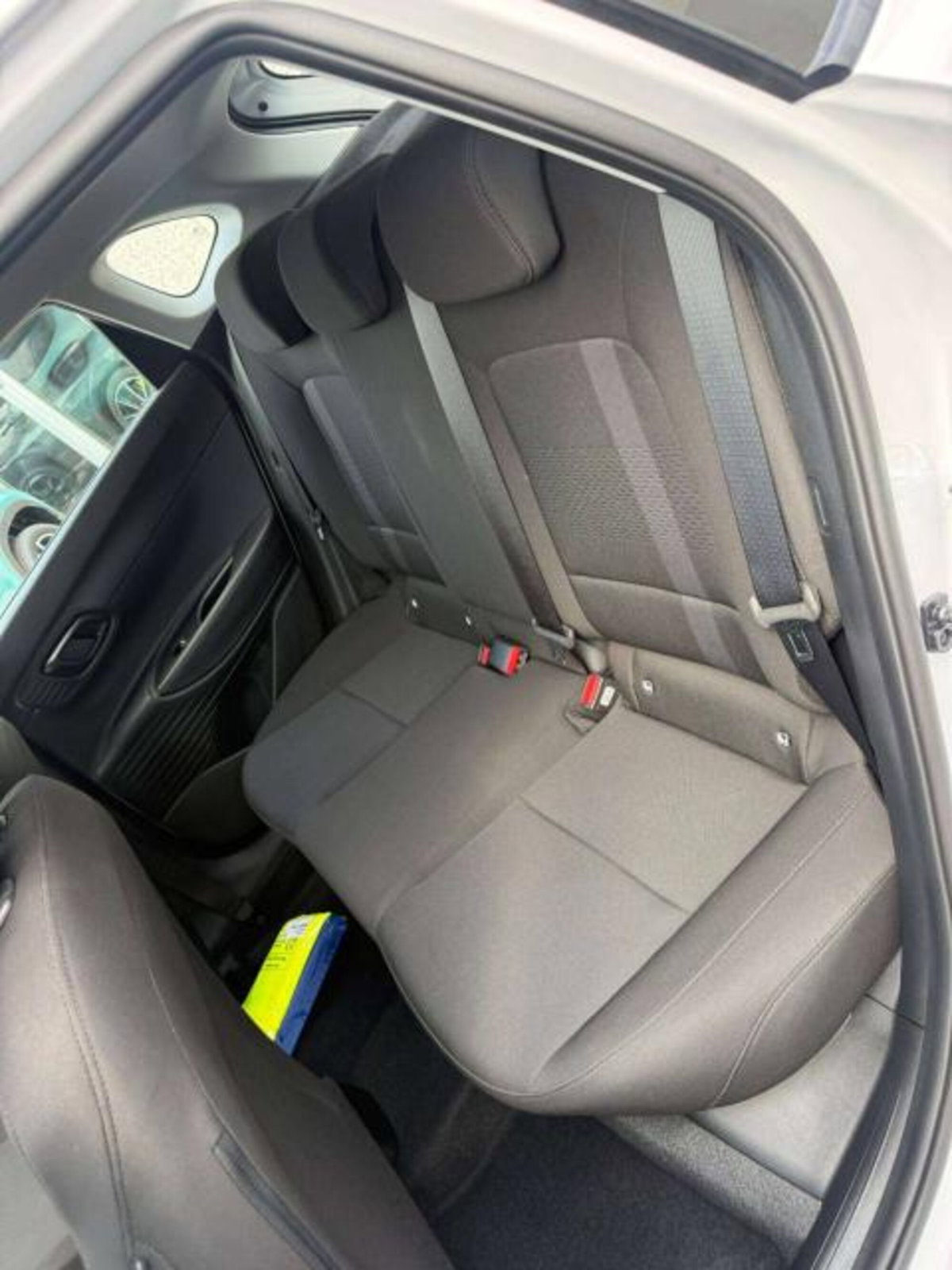 Hyundai i20 1.0 t-gdi Connectline 90cv dct (12)