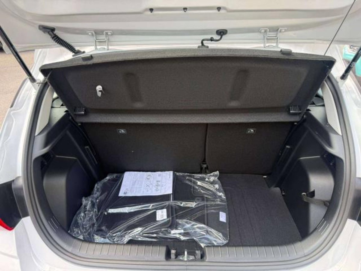 Hyundai i20 1.0 t-gdi Connectline 90cv dct (13)