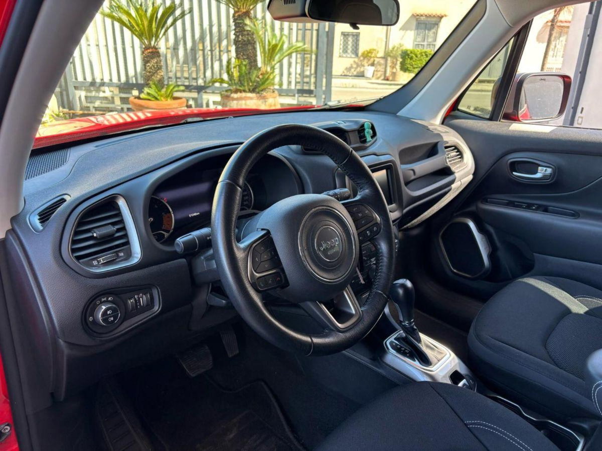 Jeep Renegade 1.6 Mjt DDCT 120 CV Limited (13)