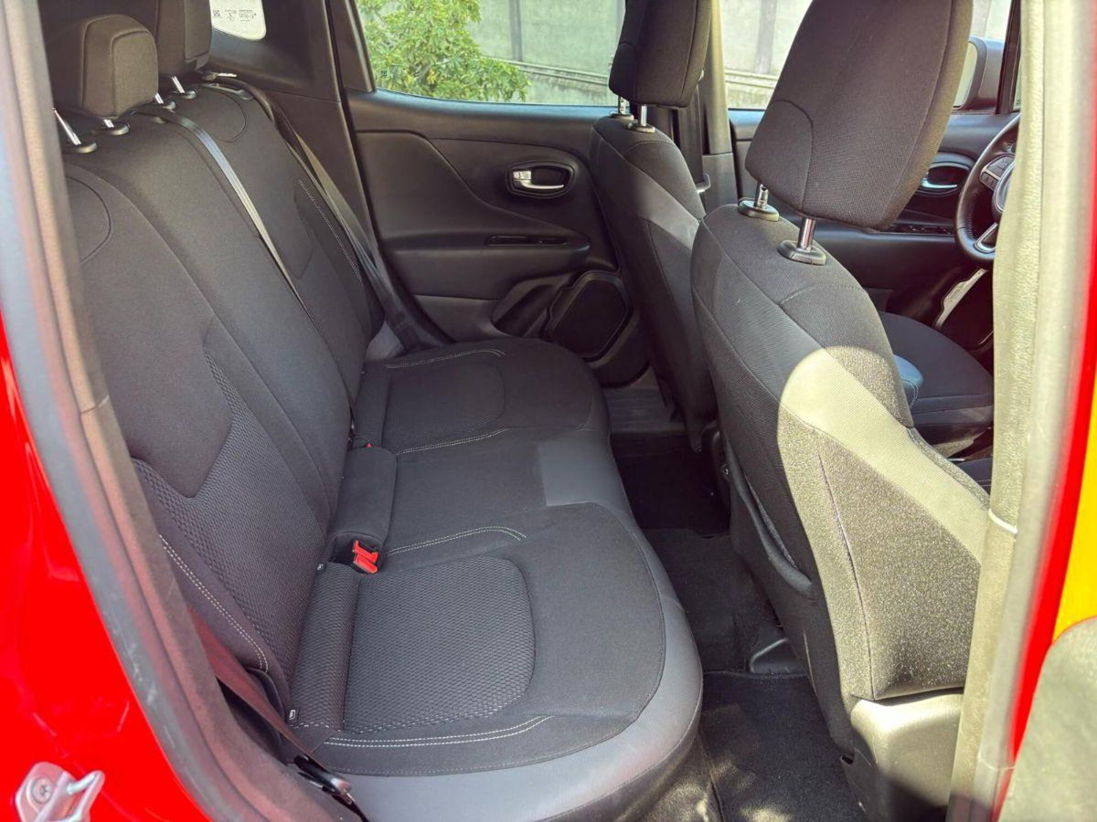 Jeep Renegade 1.6 Mjt DDCT 120 CV Limited (2)