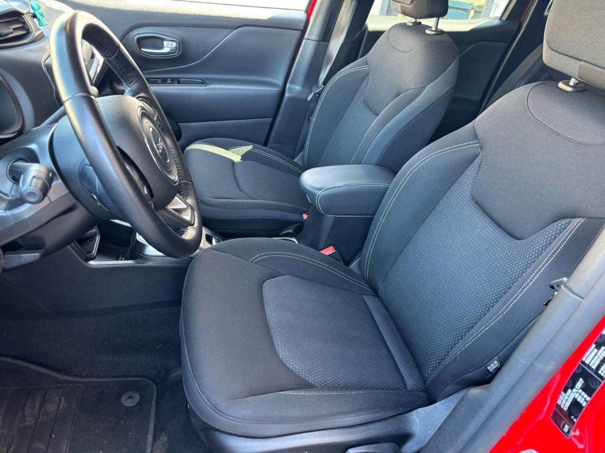 Jeep Renegade 1.6 Mjt DDCT 120 CV Limited (9)