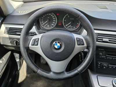 BMW Serie 3 Touring 320d  Msport (13)