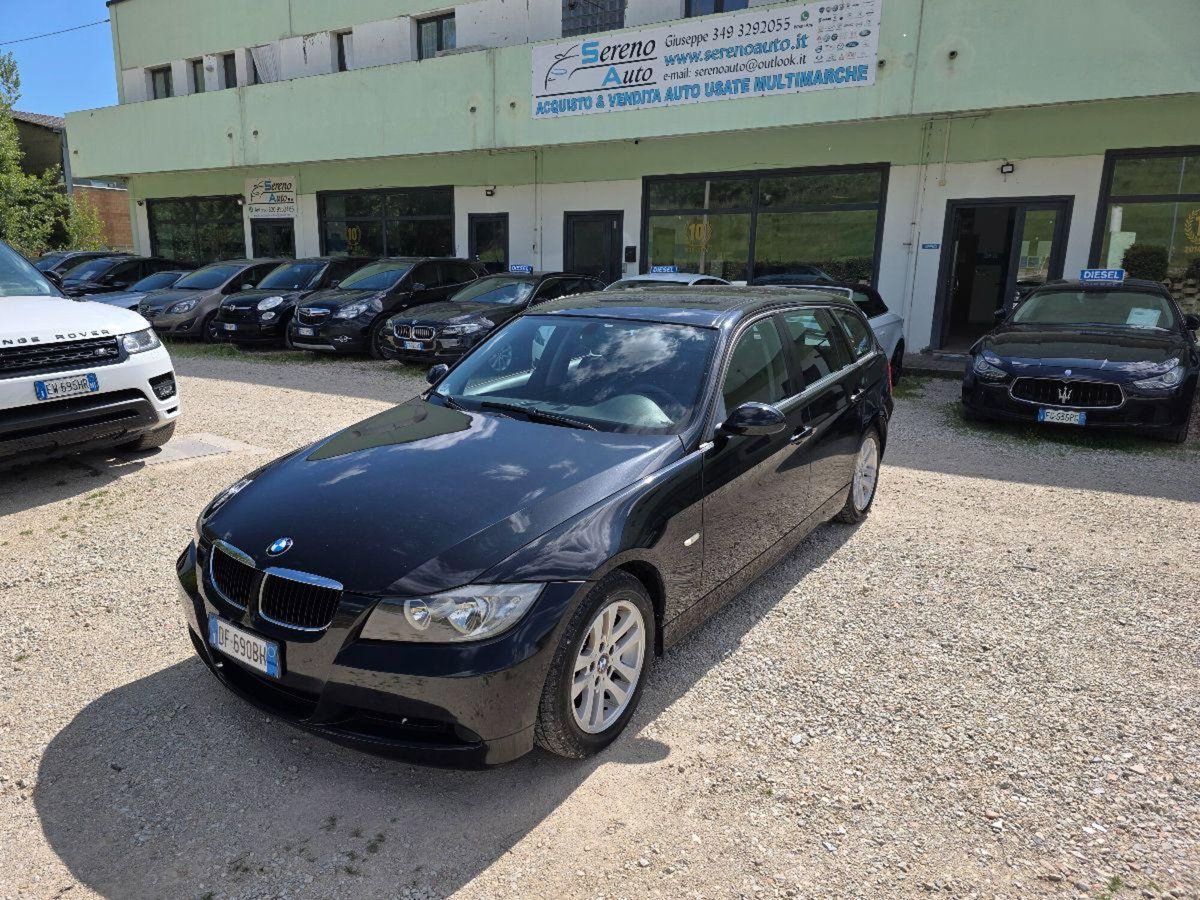 BMW Serie 3 Touring 320d  Msport (2)