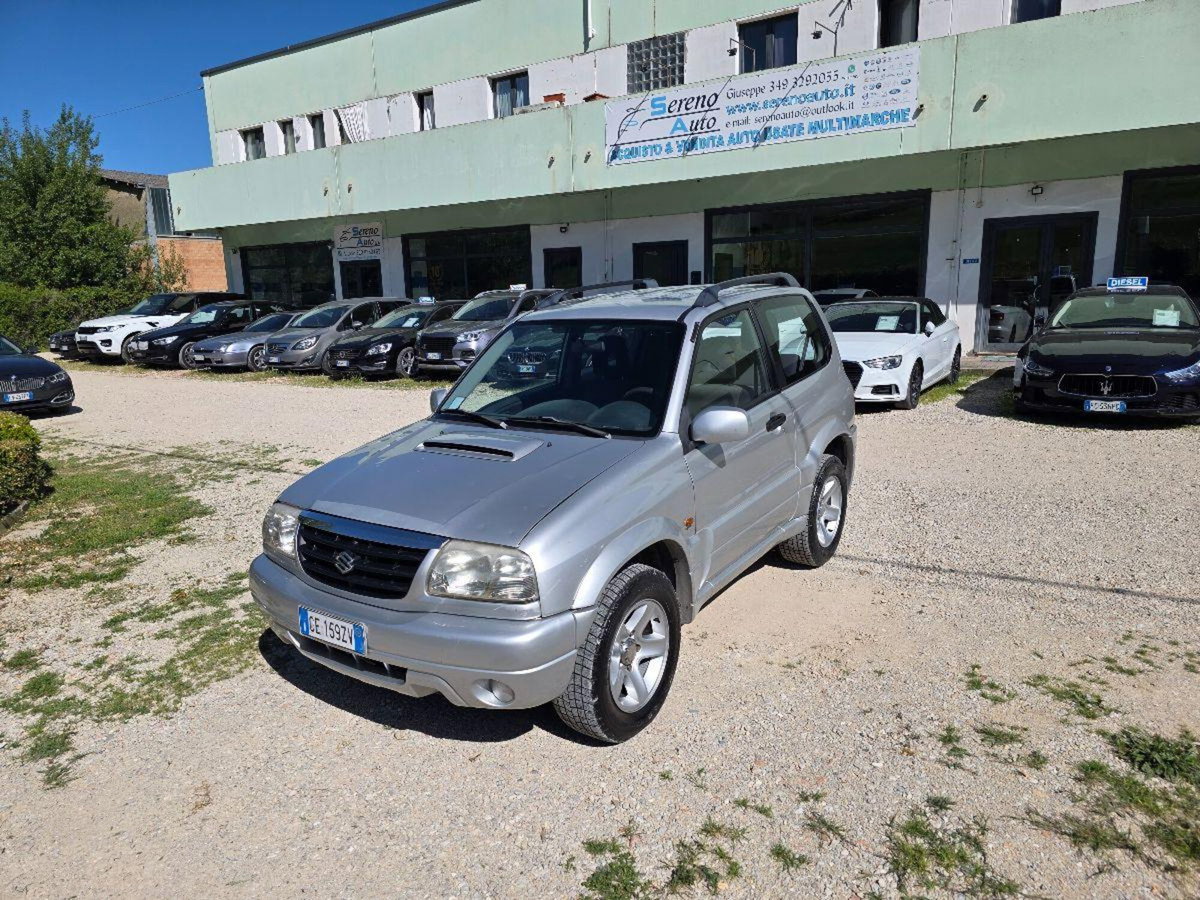 Suzuki Grand Vitara turbodiesel 16V cat 3 porte (2)