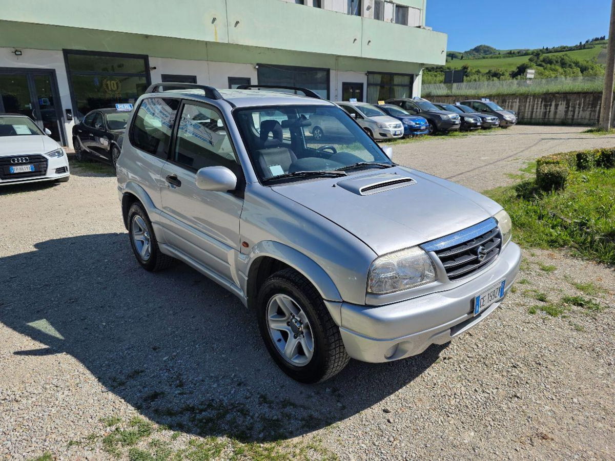 Suzuki Grand Vitara turbodiesel 16V cat 3 porte (8)