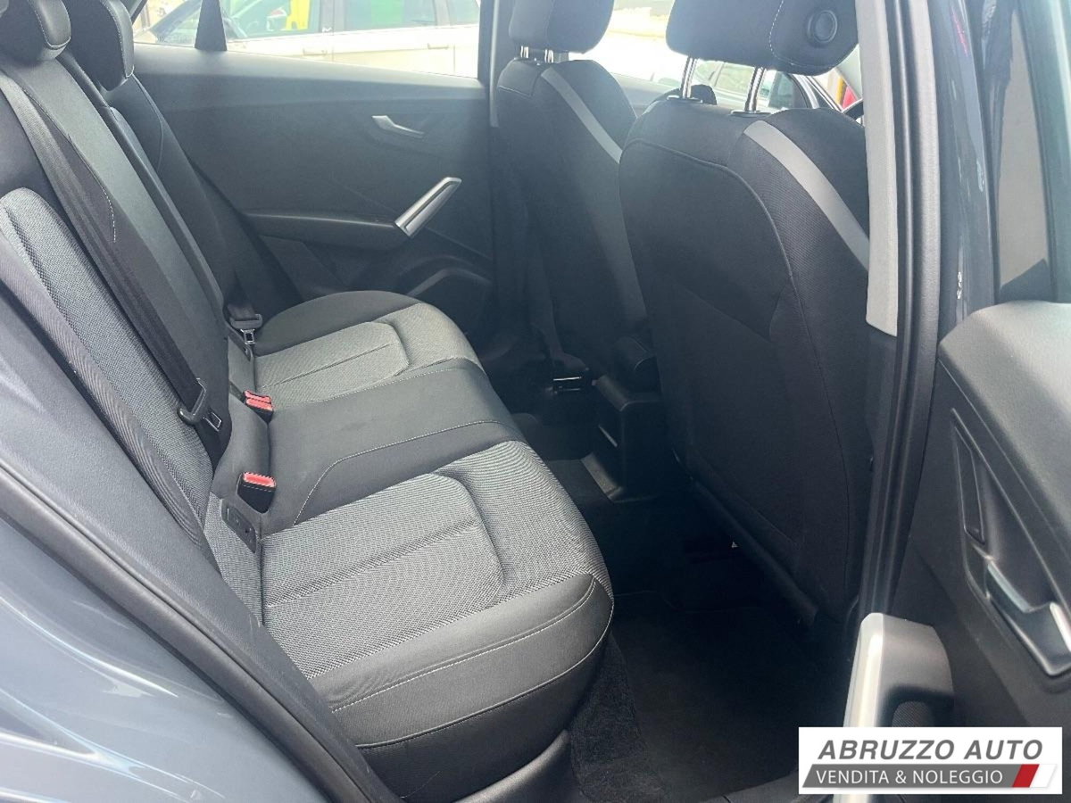 Audi Q2 Q2 1.6 TDI S tronic Business (14)