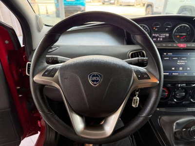 Lancia Ypsilon 1.0 FireFly 5 porte S&S Hybrid Gold Plus (11)