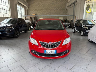 Lancia Ypsilon 1.0 FireFly 5 porte S&S Hybrid Gold Plus (2)