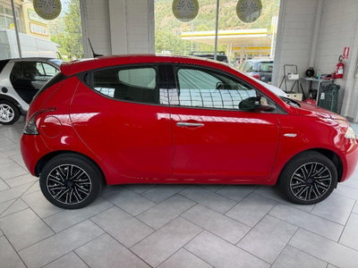 Lancia Ypsilon 1.0 FireFly 5 porte S&S Hybrid Gold Plus (9)