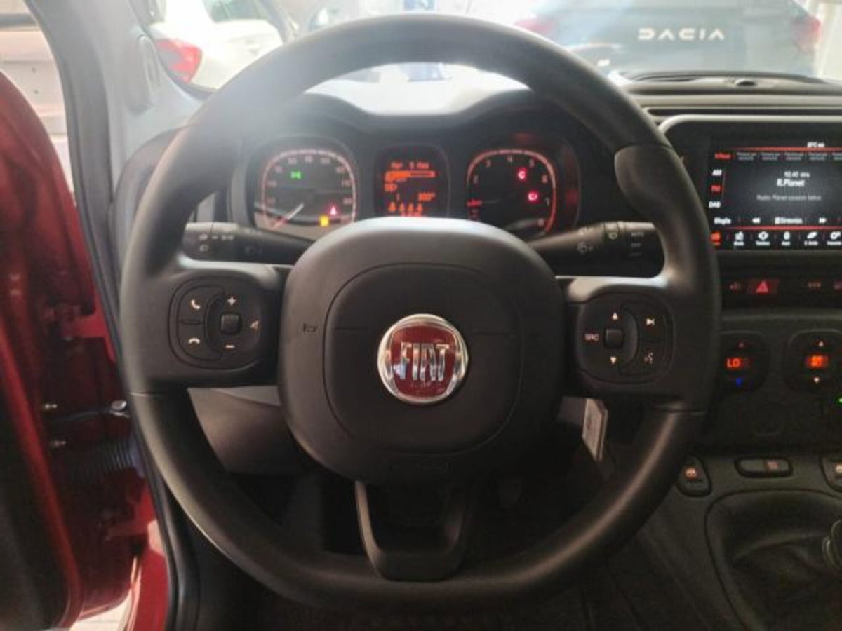 Fiat Panda 1.0 FireFly S&S Hybrid City Cross (11)