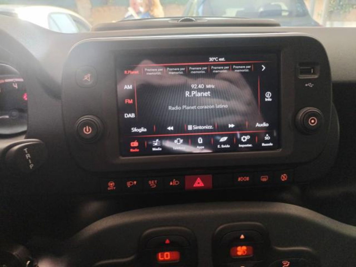 Fiat Panda 1.0 FireFly S&S Hybrid City Cross (13)