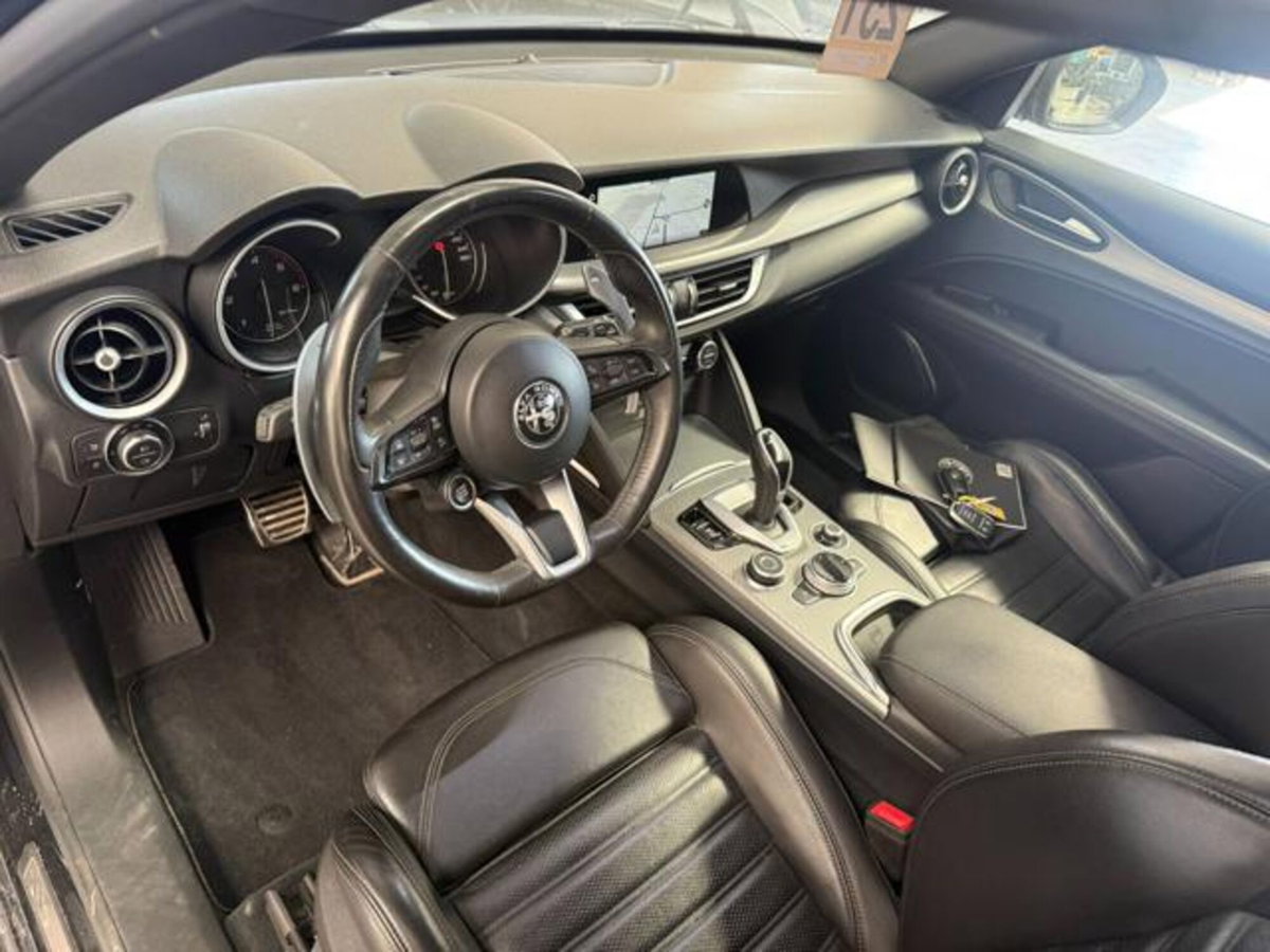 Alfa Romeo Stelvio Stelvio 2.2 Turbodiesel 210 CV AT8 Q4 Veloce (12)