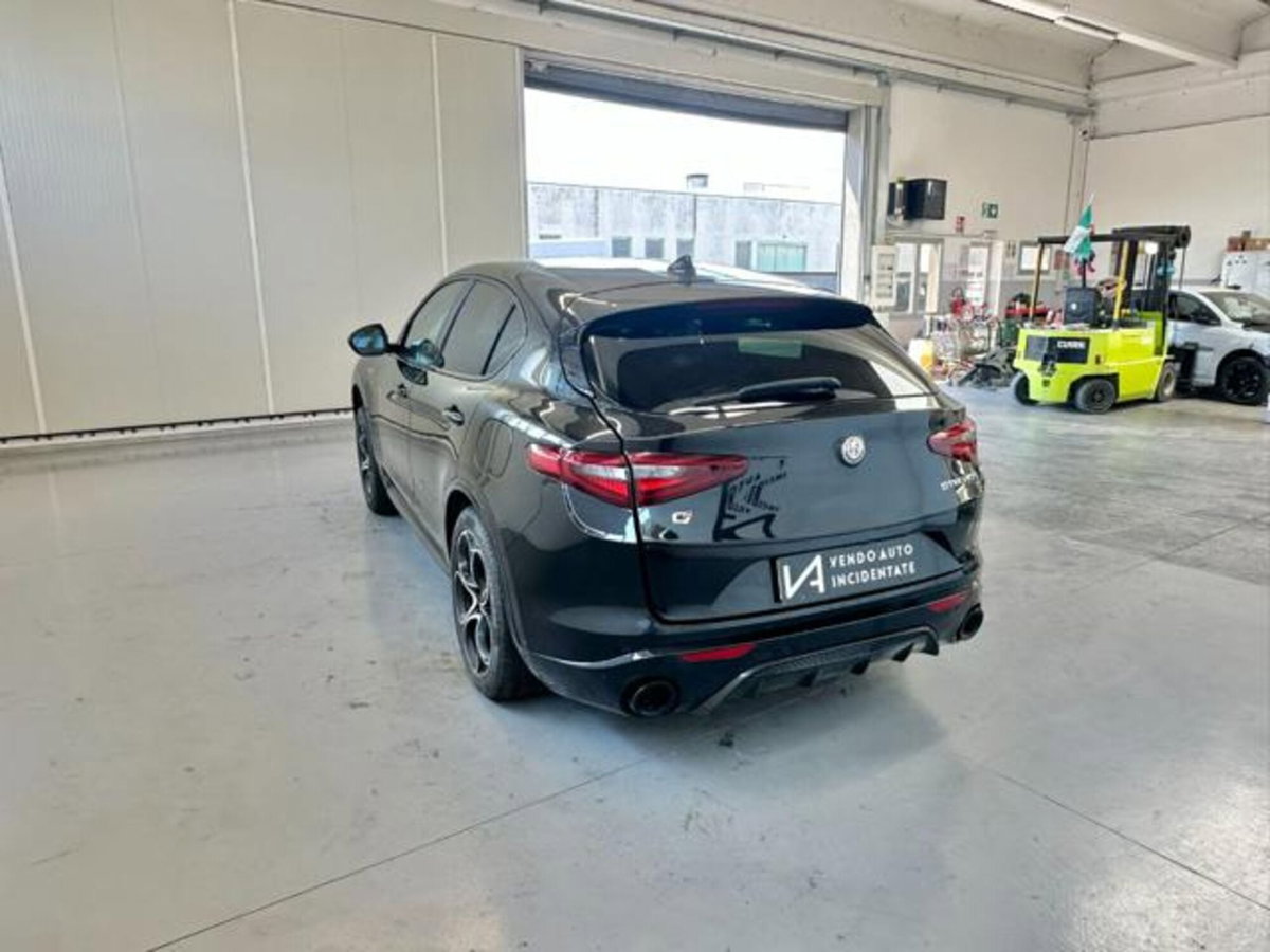 Alfa Romeo Stelvio Stelvio 2.2 Turbodiesel 210 CV AT8 Q4 Veloce (5)