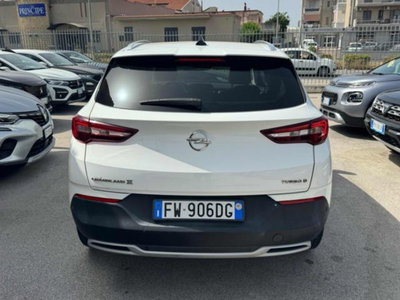 Opel Grandland X 1.5 diesel Ecotec Start&Stop Elegance (5)