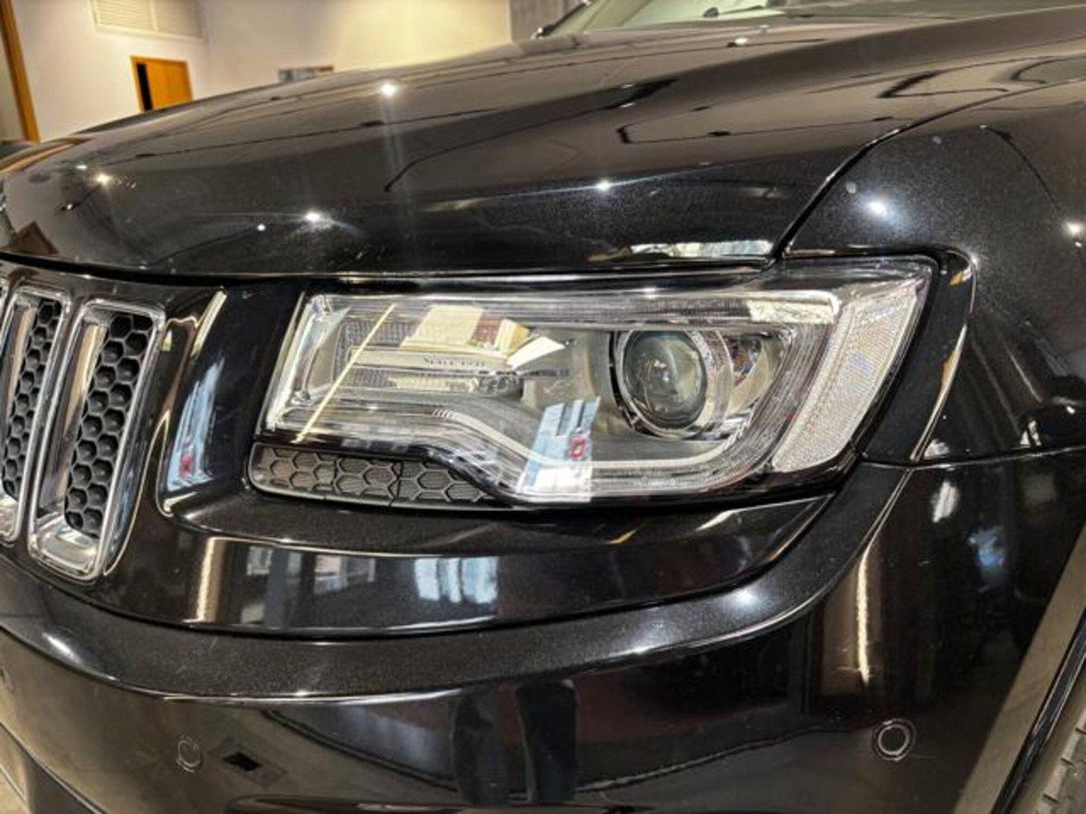 Jeep Grand Cherokee 3.0 V6 CRD 250 CV Multijet II Overland (2)