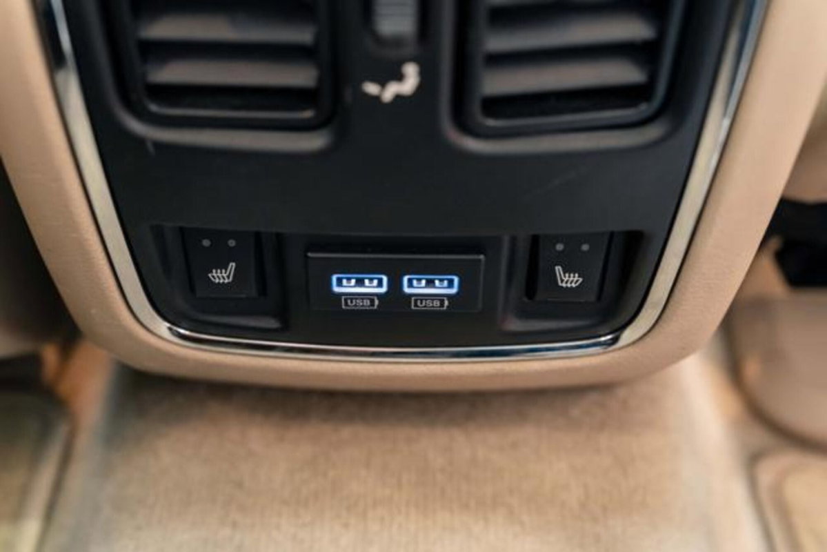 Jeep Grand Cherokee 3.0 V6 CRD 250 CV Multijet II Overland (8)
