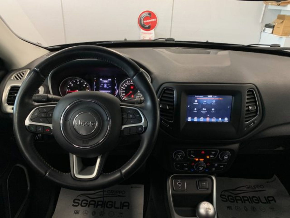 Jeep Compass 1.6 Multijet II 2WD Limited (10)