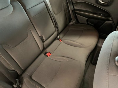 Jeep Compass 1.6 Multijet II 2WD Limited (14)