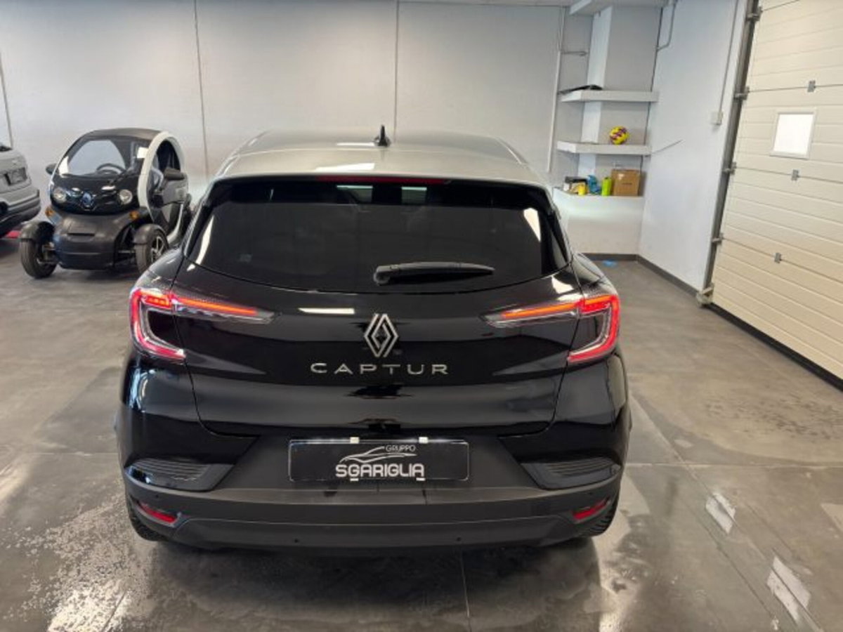 Renault Captur 1.0 tce Techno 90cv (5)