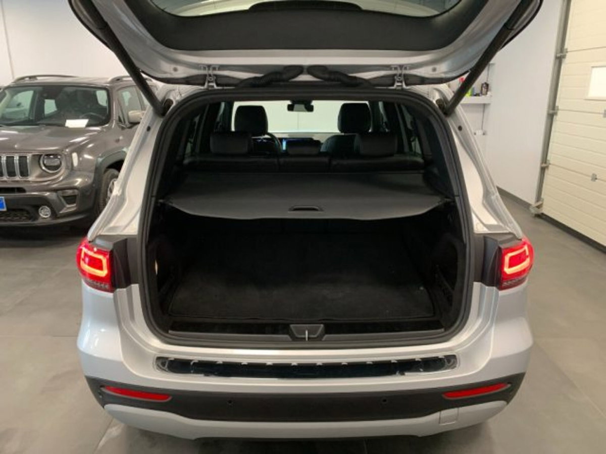 Mercedes-Benz GLB 180 d Automatic Sport Plus (15)