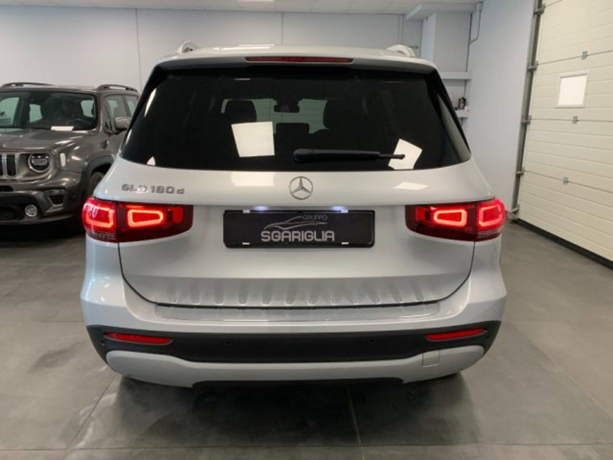 Mercedes-Benz GLB 180 d Automatic Sport Plus (5)