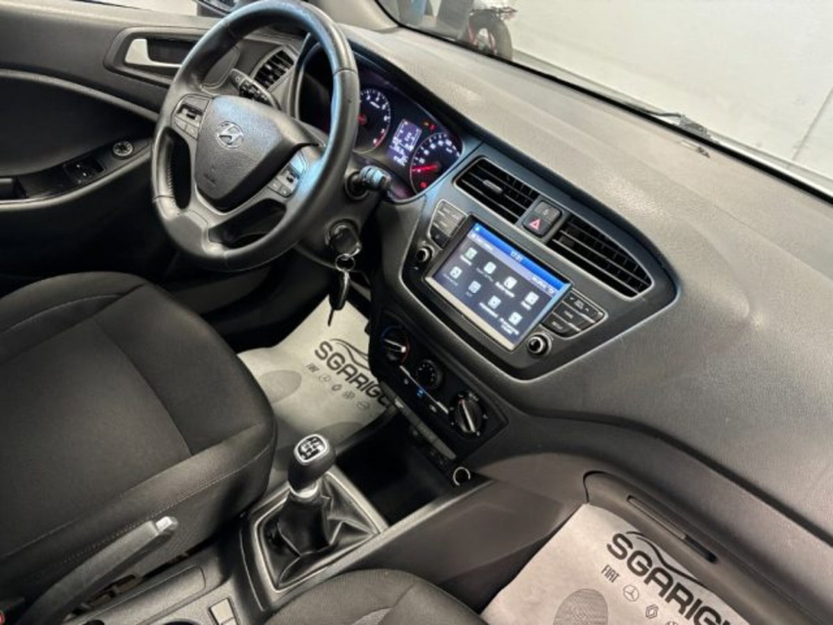 Hyundai i20 1.2 5 porte Econext Advanced (16)