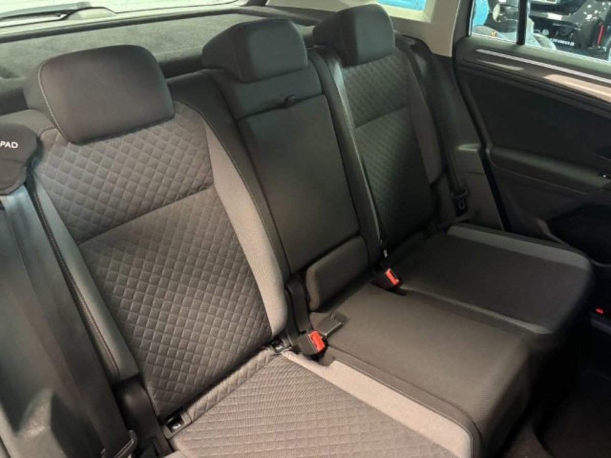 Volkswagen Tiguan 1.6 TDI SCR Sport BlueMotion Technology (14)