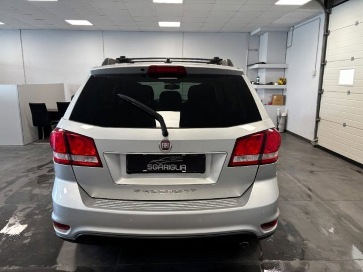 Fiat Freemont 2.0 Multijet 170 CV Urban (5)