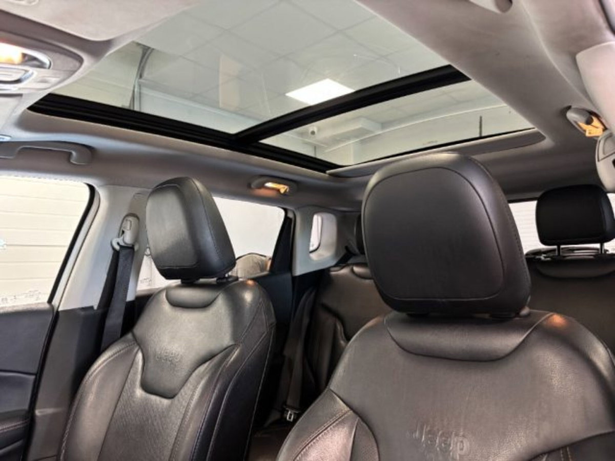 Jeep Compass 2.0 Multijet II aut. 4WD Limited Winter (8)