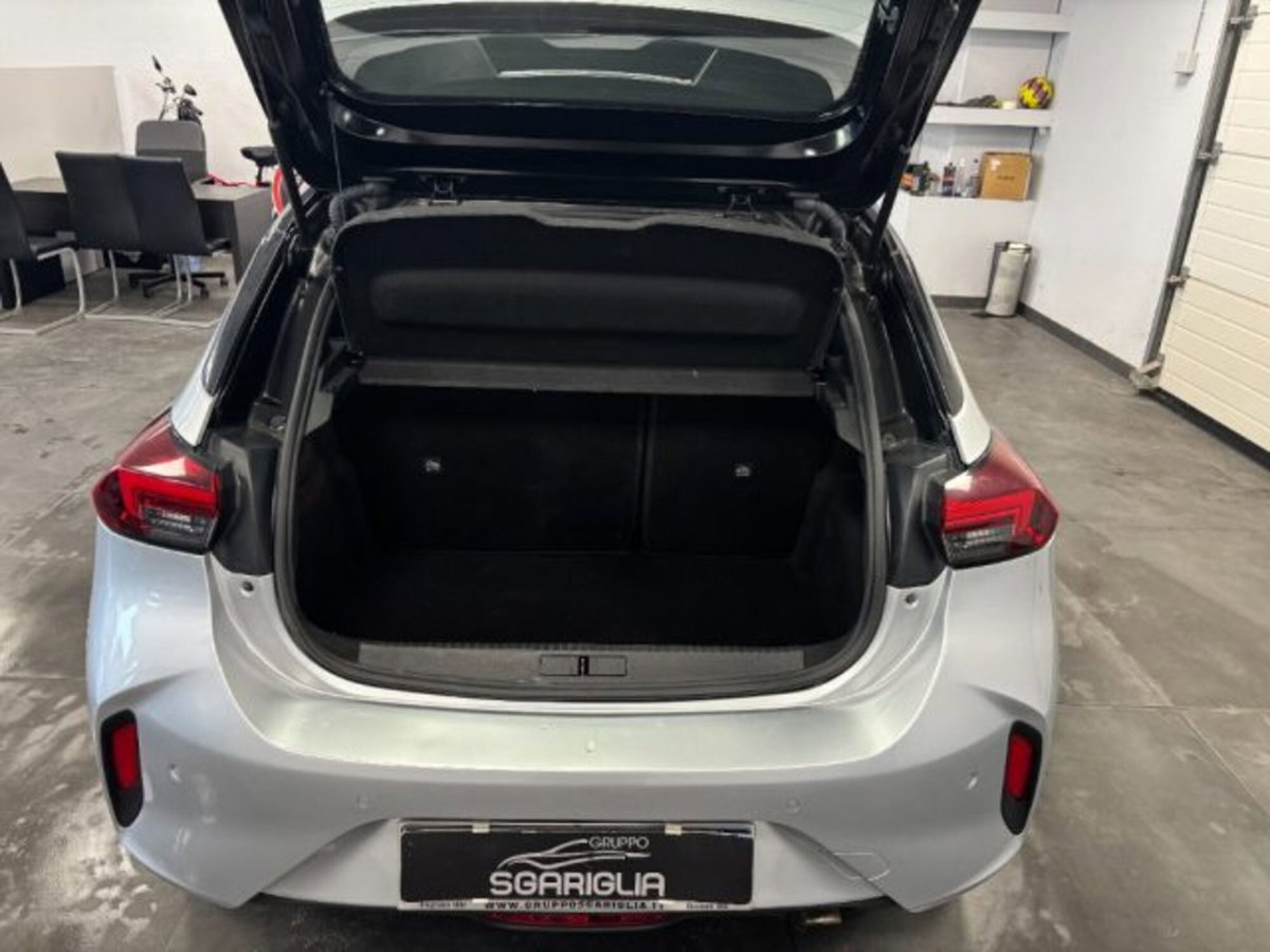 Opel Corsa 1.2 hybrid GS 100cv dct6 (17)