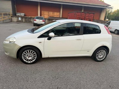Fiat Grande Punto 1.2 3 porte Fun (16)