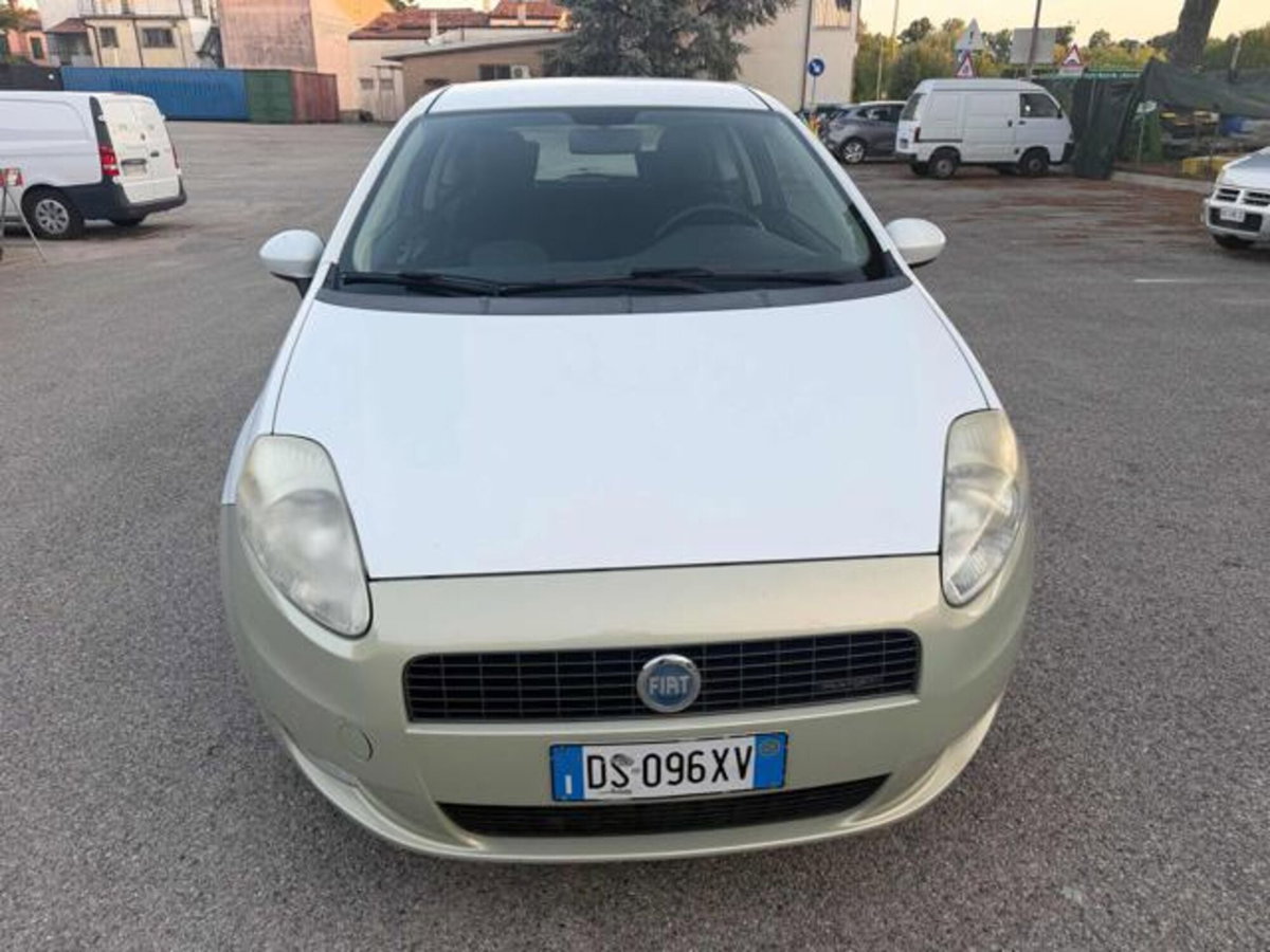 Fiat Grande Punto 1.2 3 porte Fun (2)