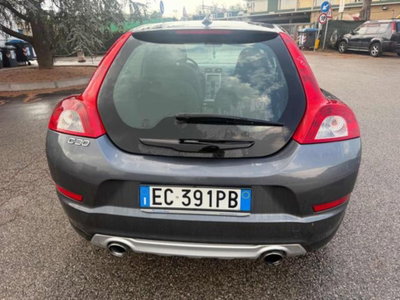 Volvo C30 2.0 D Momentum (14)