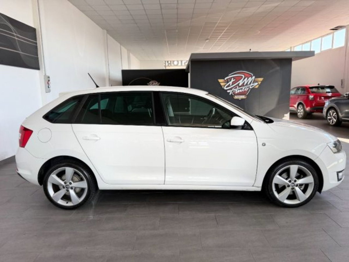 Skoda Rapid Spaceback TDI CR 105 CV Ambition (4)