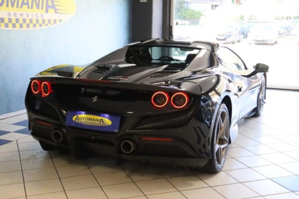 Ferrari F8 Spider F8 Spider (4)