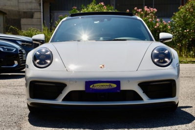 Porsche 911 Coupé Coupe 3.0 Carrera 4 GTS (2)