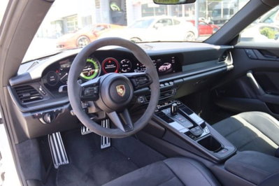 Porsche 911 Coupé Coupe 3.0 Carrera 4 GTS (9)