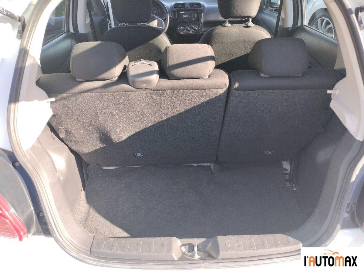 Mitsubishi Space Star 1.2 Invite Radio (11)