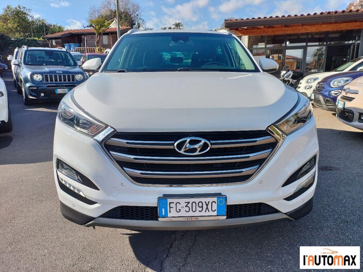 Hyundai Tucson 2.0 CRDi 185CV 4WD aut. XPossible (2)