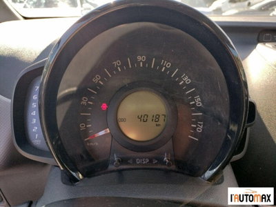 Peugeot 108 72 5 porte Allure (9)