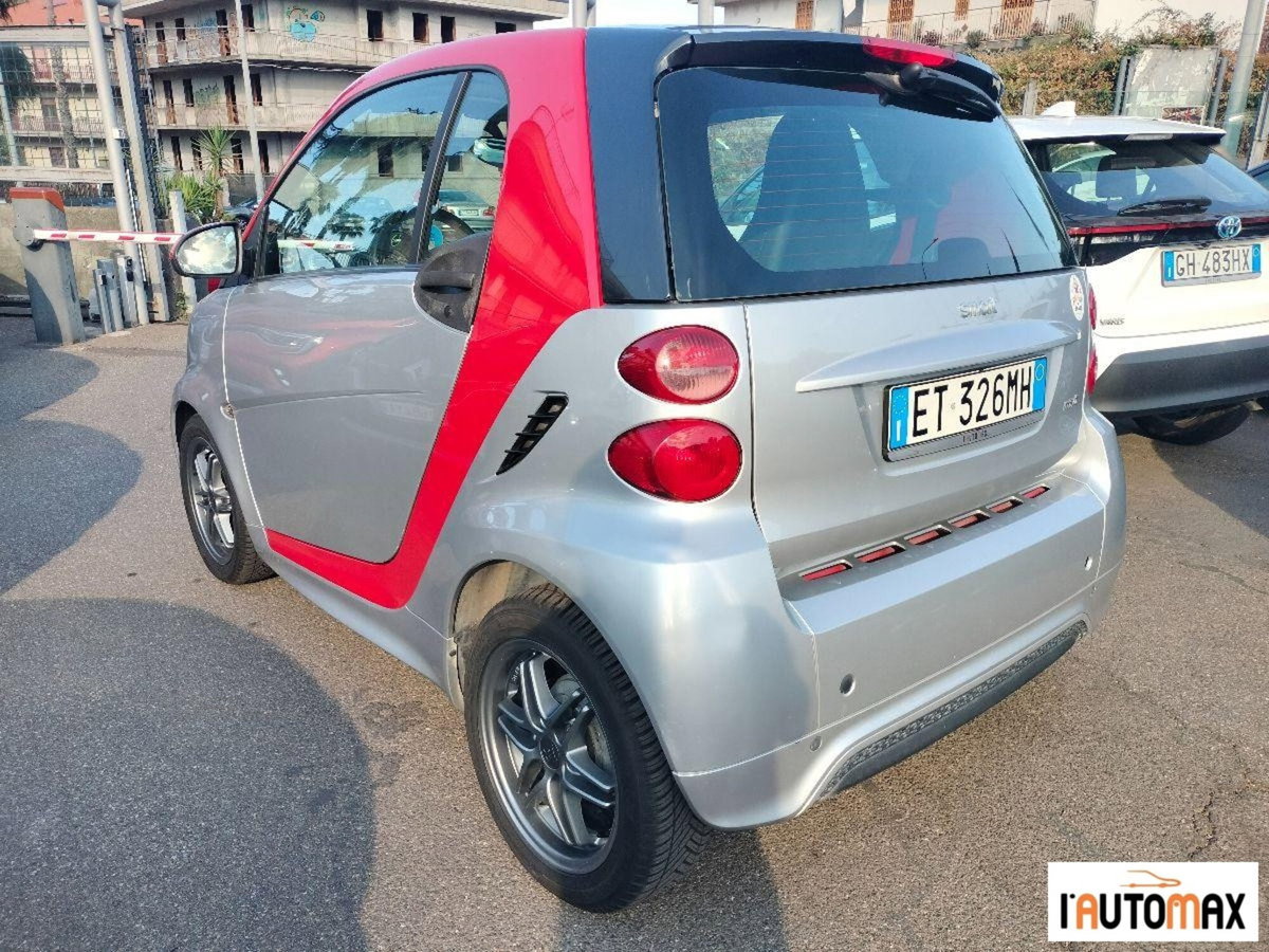 smart Fortwo 1000 52 kW MHD coupé passion (6)
