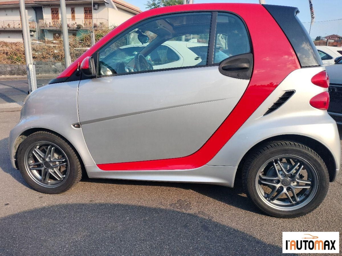 smart Fortwo 1000 52 kW MHD coupé passion (7)