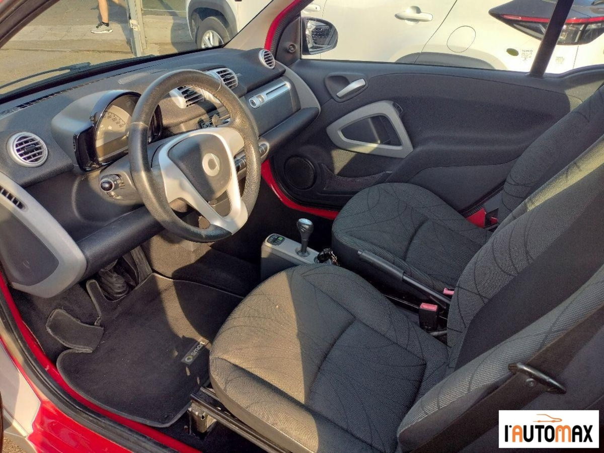 smart Fortwo 1000 52 kW MHD coupé passion (9)