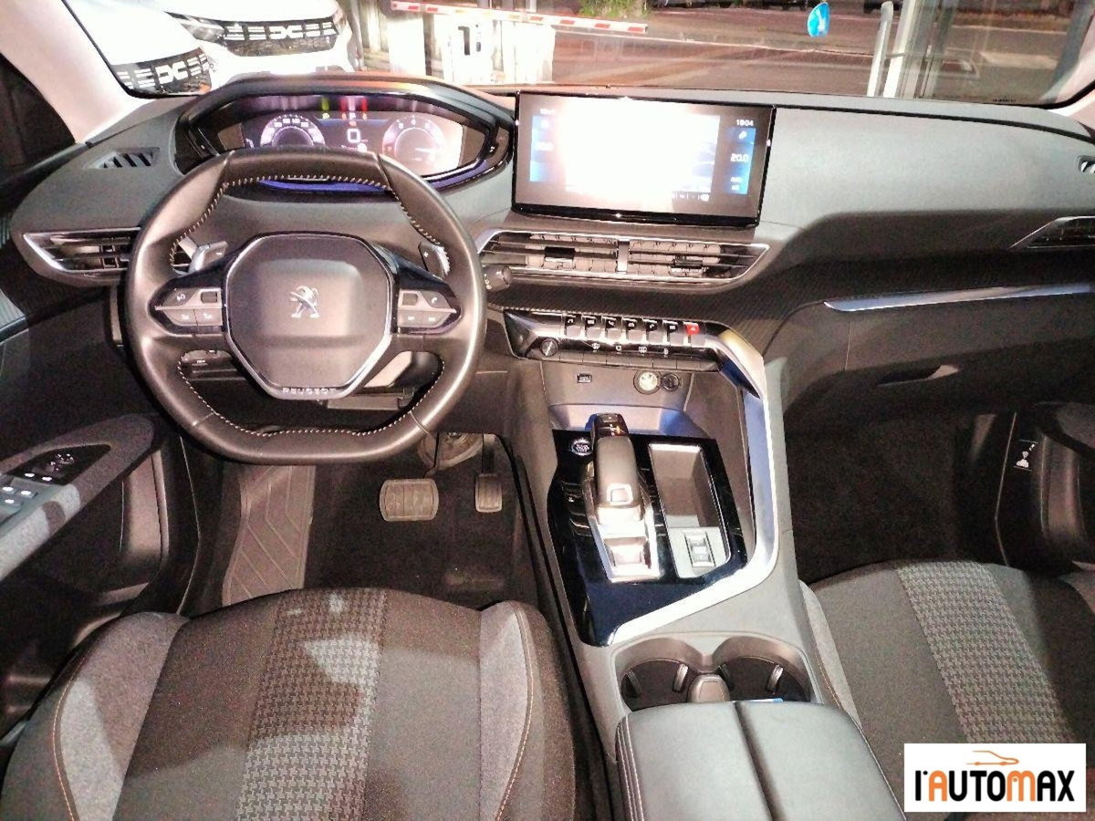 Peugeot 3008 PureTech Turbo 130 S&S EAT8 Active Business (13)