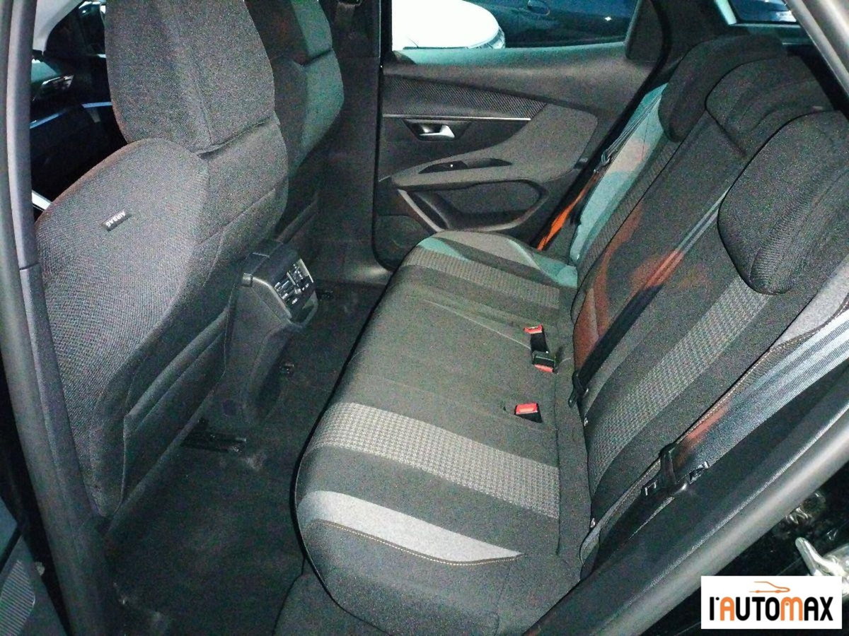 Peugeot 3008 PureTech Turbo 130 S&S EAT8 Active Business (14)