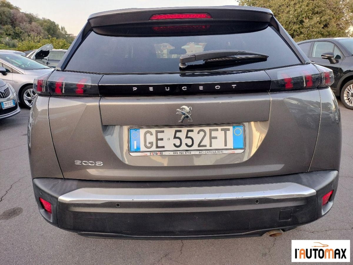 Peugeot 2008 1.2 puretech Allure s&s 100cv (6)